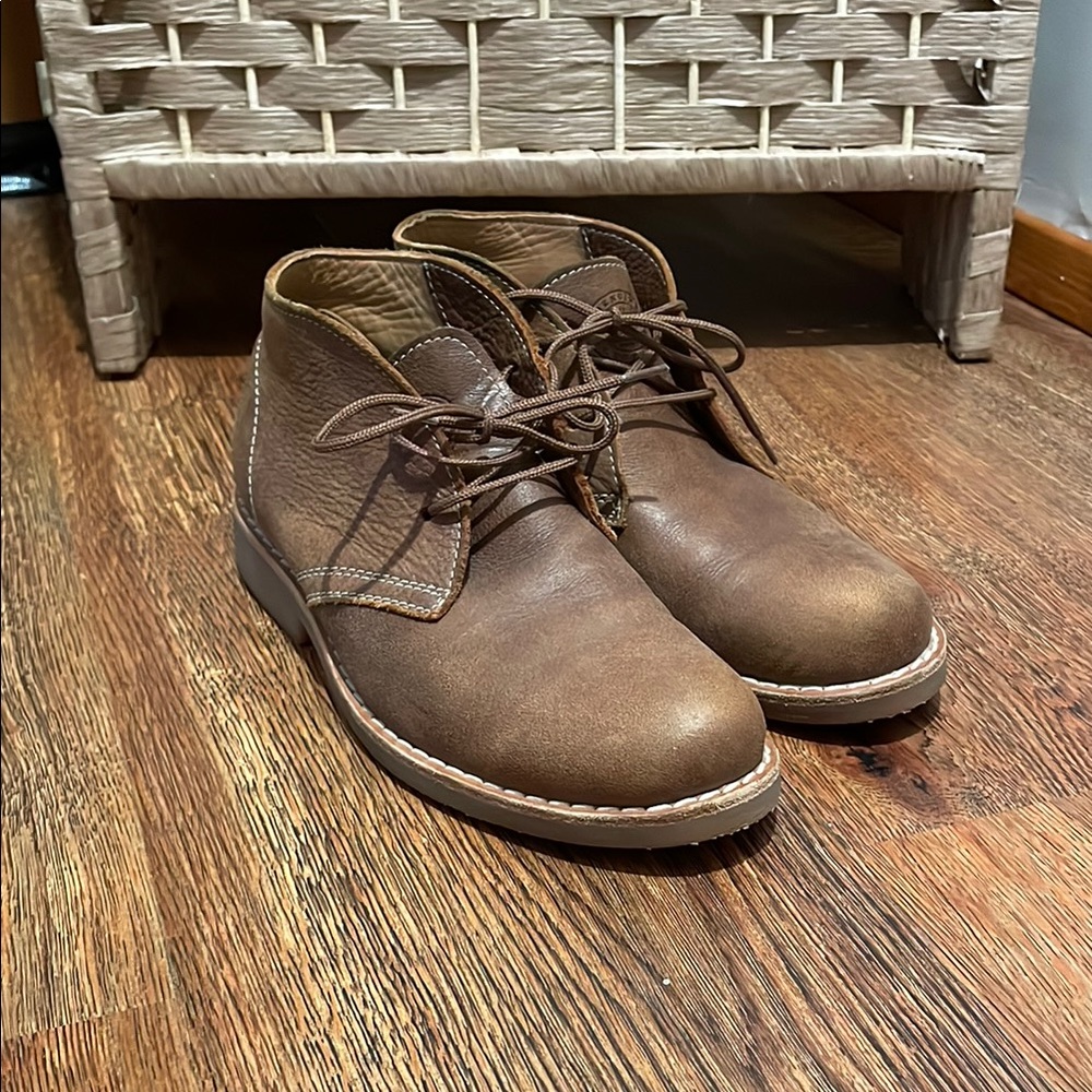 Classic Roots Brown Dessert Leather Boots 🍁
